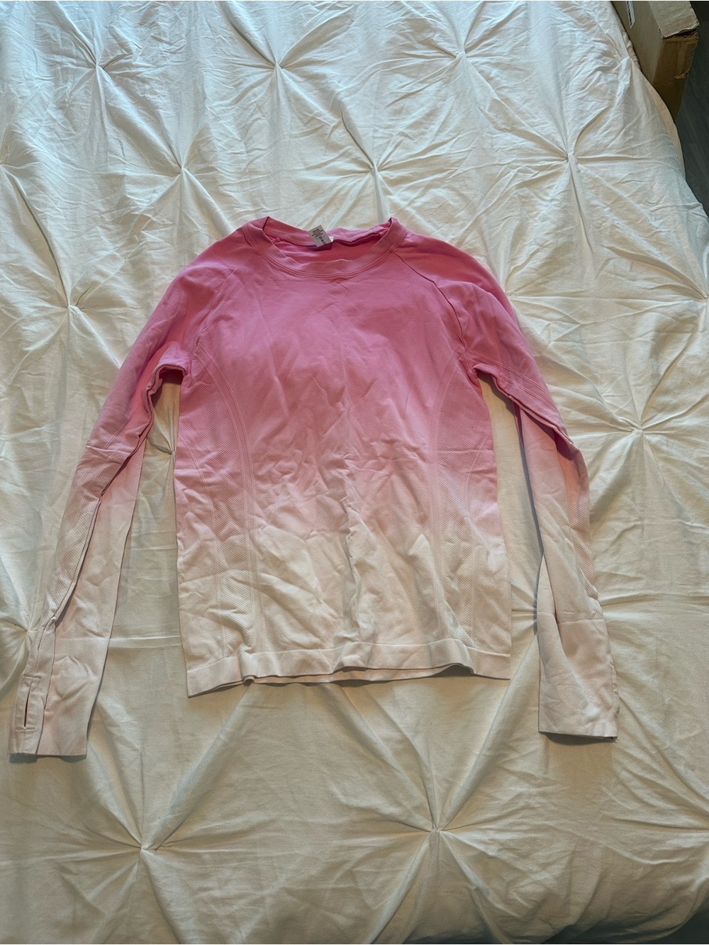 Women’s Pink Ombre Long-Sleeve Crewneck Top